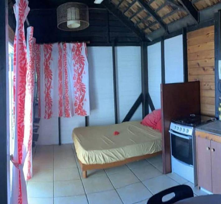 Gîte pour 2 personnes, avec vue et terrasse dans Uturoa