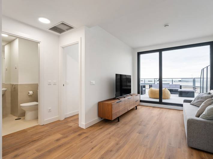 Ferienwohnung für 6 Personen, mit Balkon und Pool sowie Garten - 1
