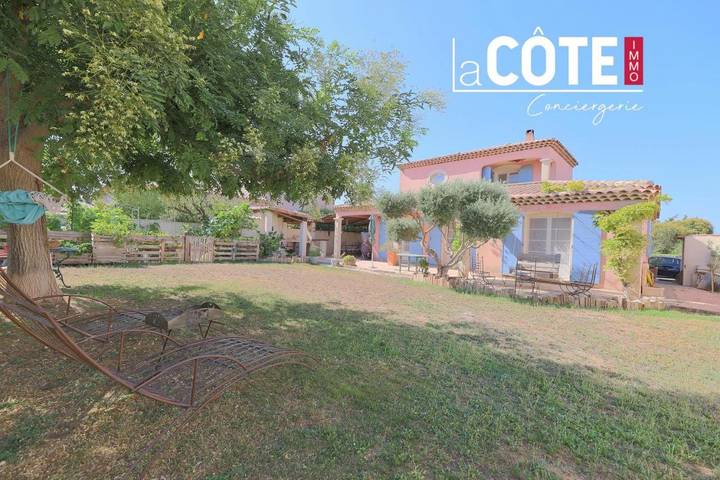 Chalet para 9 personas, con jardín - 1
