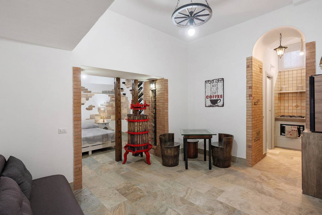 Ganze Wohnung, Ferienwohnung 'La Cantina Di Alba E Tramonto' mit Wi-Fi und Klimaanlage in Pimonte, Monti Lattari