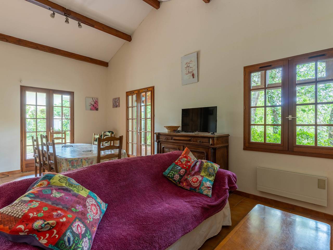 Spacious Landaise Home in Arcachon - 4 Bedrooms, Large Terrace, Bbq, Near Beaches and Nature Activities in Arcachon, Arcachon e dintorni