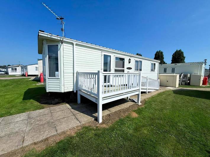 Camping for 6 people, with Terrace in Felixstowe