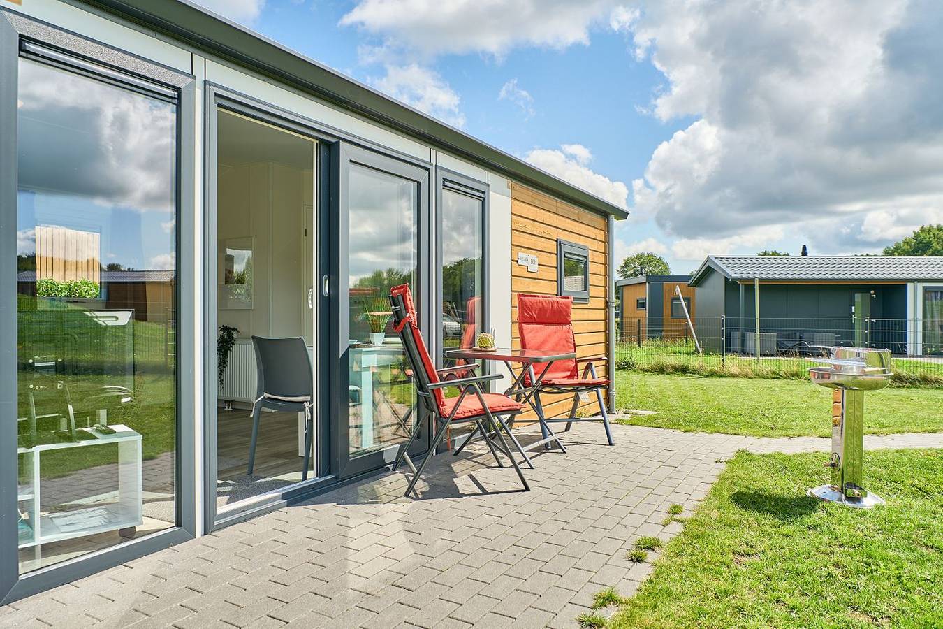 Freistehendes Ferienhaus Seewind mit eingezäuntem Grundstück am See in Süsel, Ostholstein