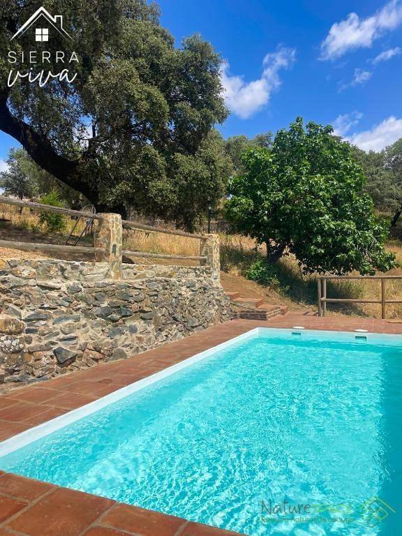 Apartamento para 9 personas, con Balcón y Terraza además de Jardín y Piscina en Jabugo
