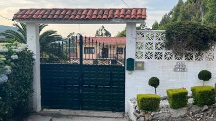 Casa rural para 11 personas, con vistas y jardín, Se admiten mascotas en Monfero