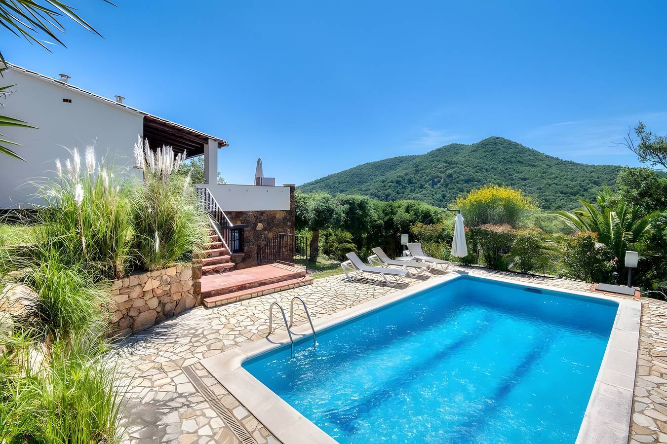 Villa una mattina - ideal villa to enjoy a family vacation in a quiet area in Cabanyes, Calonge