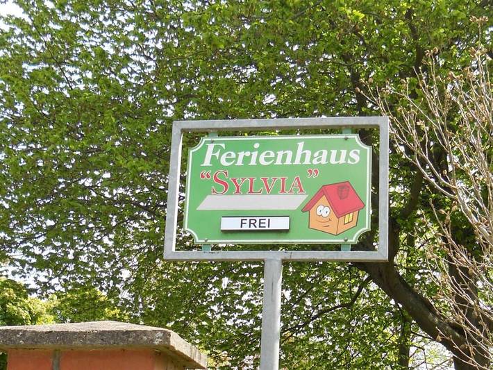 Ferienhaus für 2 Personen, mit Terrasse und Garten sowie Ausblick in Basedow