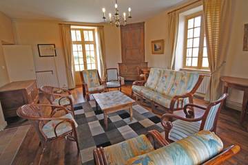 Gîte for 14 People in Bosmie-l'Aiguille, Haute-Vienne, Photo 4