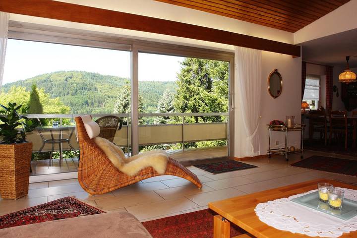 Ferienwohnung für 3 Personen, mit Garten und Balkon - 1