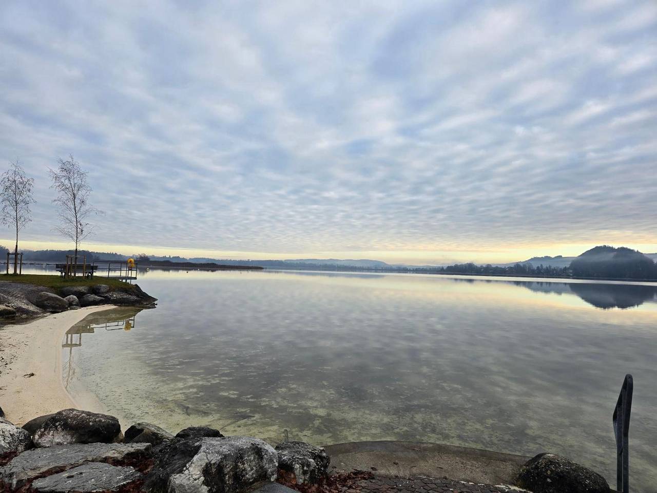 Ganze Wohnung, Ferienwohnung Lake Loft Salzburg – Privater Garten, hundefreundlich & Wlan in Seeham, Bezirk Salzburg-Umgebung