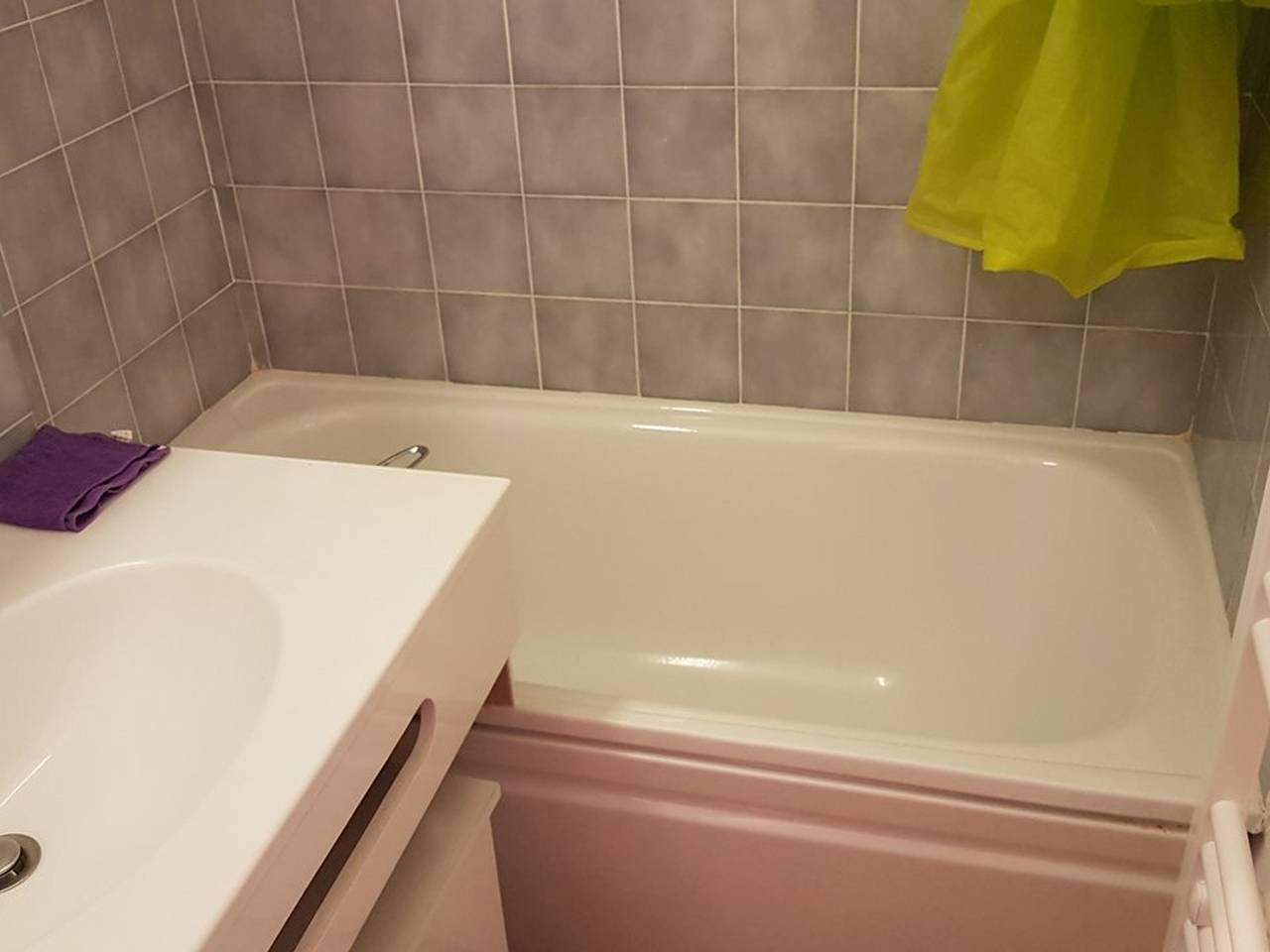 Appartement entier, 2 pièces + cabine avec balcon et kitchenette équipée in Le Biot, Région de Thonon-les-Bains