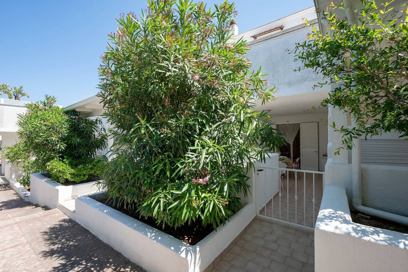 Appartamento intero, Appartamento 'Calce Bianca Apulia' con Balcone, Wi-Fi e Aria Condizionata in Capitolo, Monopoli