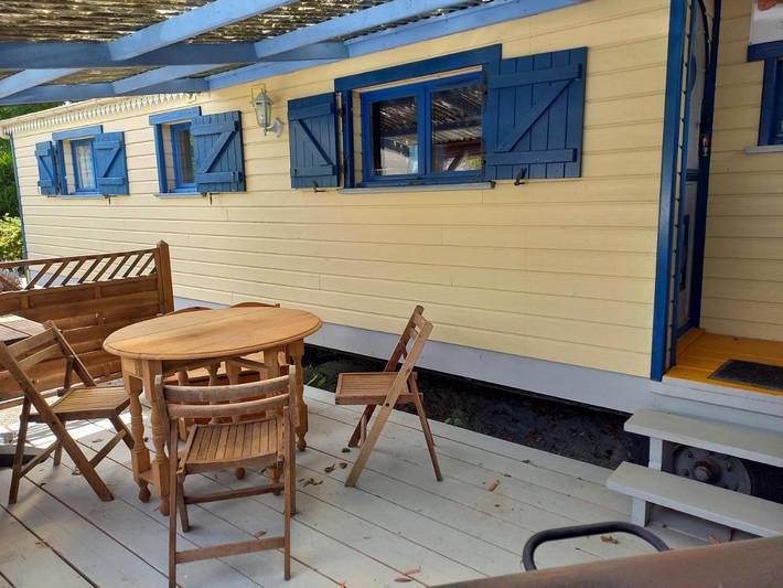 Chalet pour 2 personnes, avec terrasse