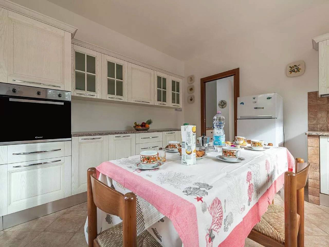Villa a Stintino vicino alla spiaggia della Pelosa in Punta De Su Turrione, Stintino