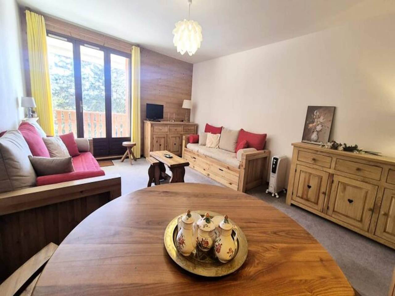 Appartement entier, Appartement au Revard avec Ski-In in Le Revard, Les Déserts