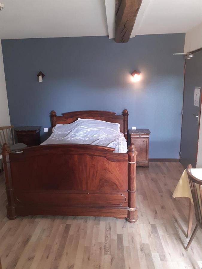 Chambre d’hôte pour 2 personnes, avec terrasse, animaux acceptés à Rogny-les-Sept-Écluses - 4
