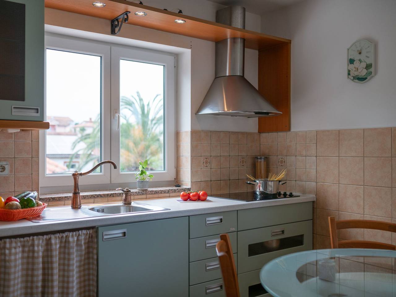 Ganze Wohnung, Geräumige Wohnung mit Garten, Balkon & Grill in Kukci, Porec und Umgebung