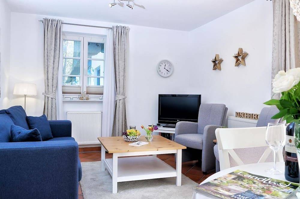 Ganze Wohnung, Charmante Erdgeschosswohnung in reetgedeckter, ruhiger Ferienanlage! - Achtern in Müggenburg, Zingst