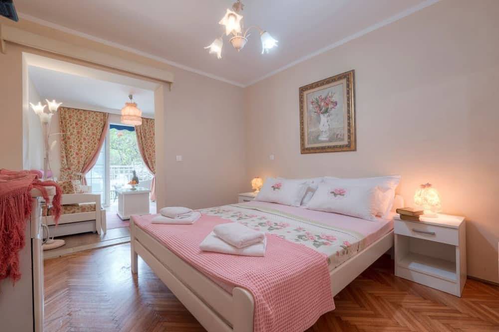 Apartamento entero, Marinero Apartments-Ground floor double room 5 in Budva, Municipio de Budva
