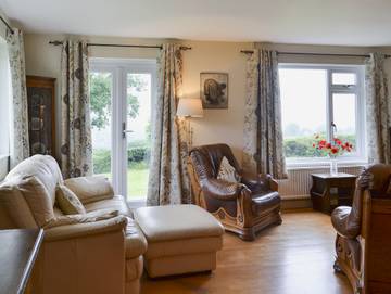 Cottage for 6 People in Powys, Mid-Wales, Photo 2