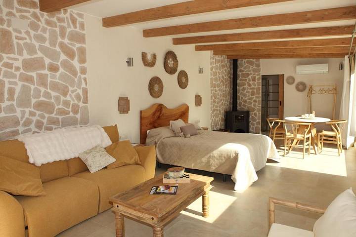 Gîte pour 4 personnes, avec piscine ainsi que vue et terrasse dans Tolosa (Alcala del Jucar) - 4