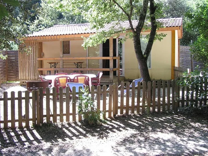 Ferienhaus für 7 Personen, mit Ausblick und Garten sowie Pool, mit Haustier - 1