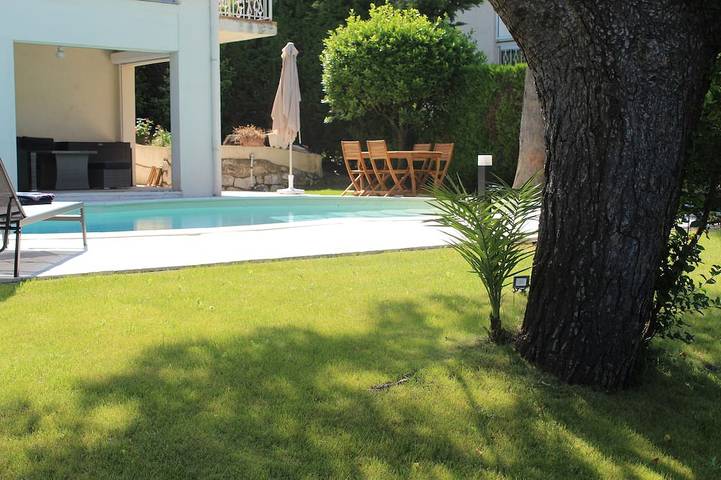 Villa pour 8 personnes, avec jardin et terrasse