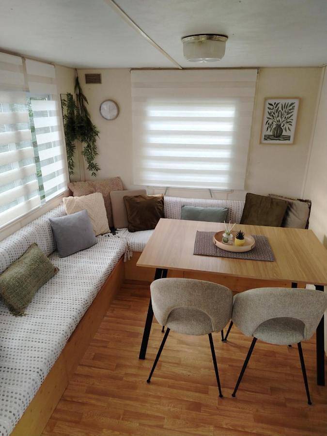 Location de vacances pour 4 personnes, avec jardin et piscine dans Lac de la Vingeanne