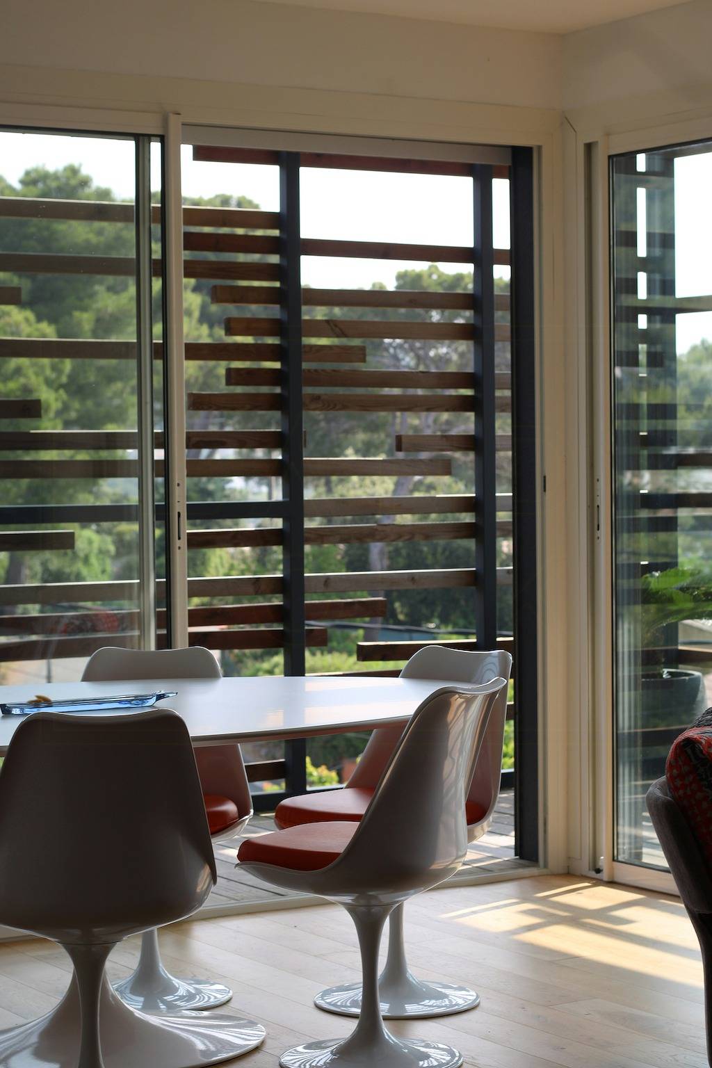 Appartement avec vue sur la mer, parking, piscine et terrasse - 800 m de la côte in Carqueiranne, Région de Toulon