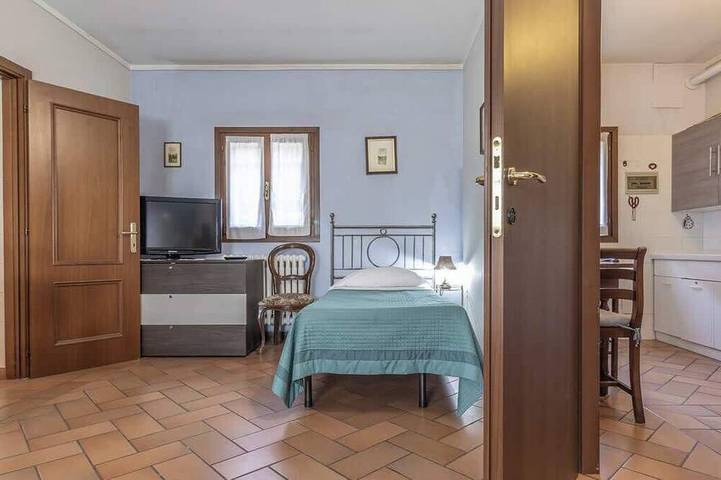 Appartamento intero, 3T Tripla - Affitti Brevi Italia in Modena, Provincia di Modena