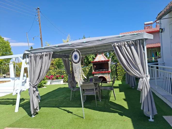 Location de vacances pour 8 personnes, avec jardin et terrasse dans Nea Kallikratia - 3