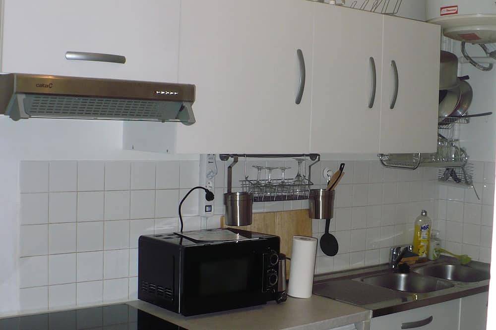 Entire apartment, Fully-equipped, quiet apartment near metro station 5' from Paris, in Malakoff, Hauts-de-Seine