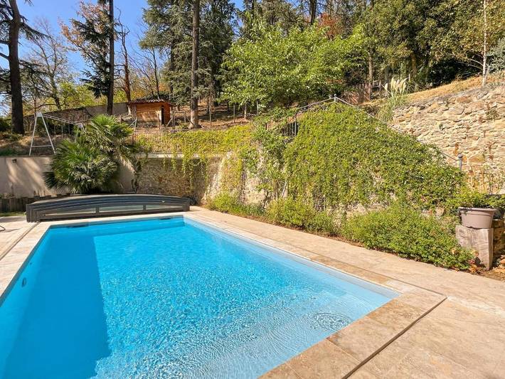 Location de vacances pour 7 personnes, avec vue ainsi que jardin et piscine à Vienne (Isère) - 3