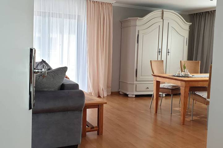 Holiday apartment for 6 people, with garden - 1