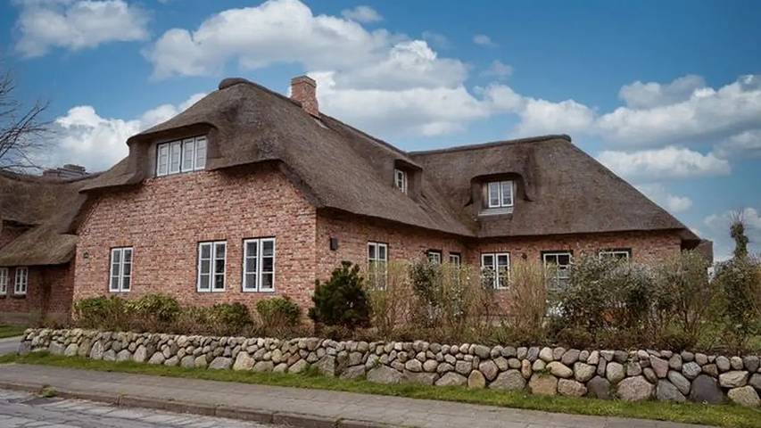 Ferienhaus für 8 Personen, mit Terrasse und Garten sowie Sauna in Oldsum - 4