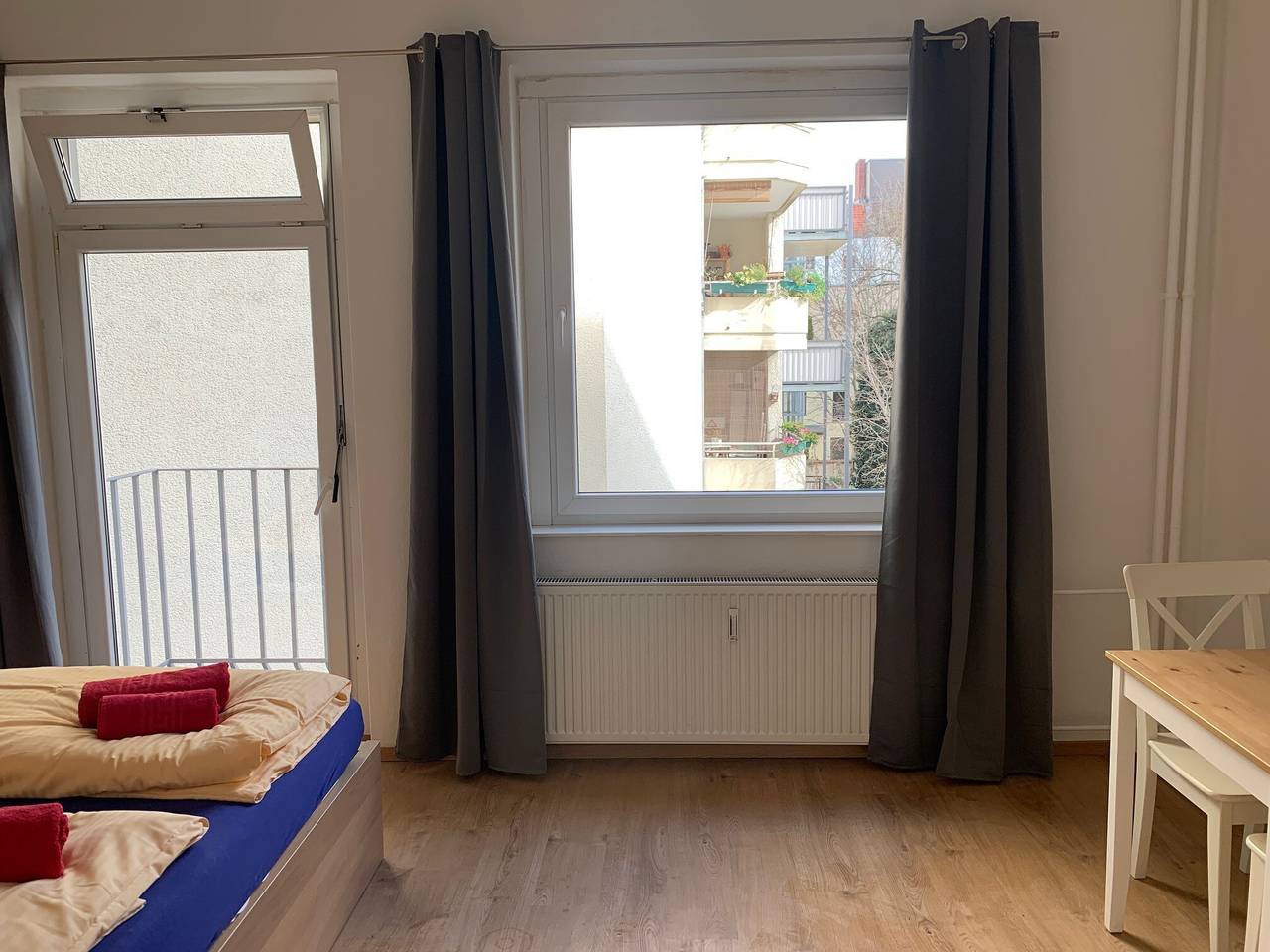Ganze Wohnung, Ferienwohnung 'Am Schloss Charlottenburg' mit Balkon und Wi-Fi in Charlottenburg Berlin, Berlin