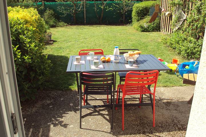 Gîte pour 5 personnes, avec terrasse et jardin, animaux acceptés