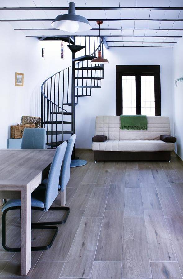 Apartamento para 2 personas, con Balcón y Terraza además de Jardín y Piscina en El Toboso