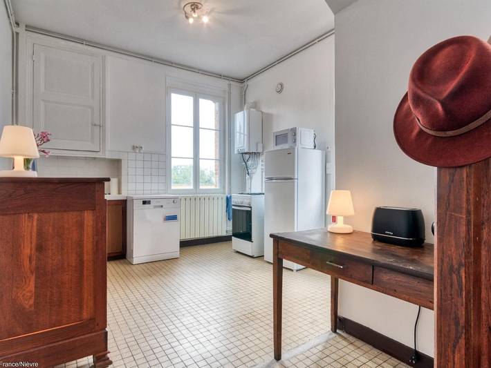 Familienhaus nahe der Loire mit Garage und geschlossenem Garten in Saint-Hilaire-Fontaine, Nièvre