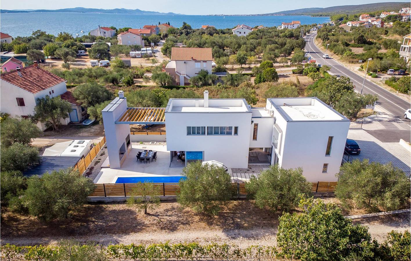 Holiday home for 10 people with terrace in Sveti Petar na Moru, Zadar