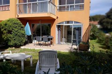 Gîte pour 4 personnes, avec jardin et terrasse dans Port Pin Rolland