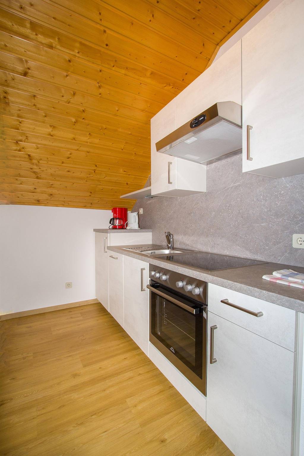 Lupinienweg - Fewo Nr.8 in Karavanke in Pohorje, Villach