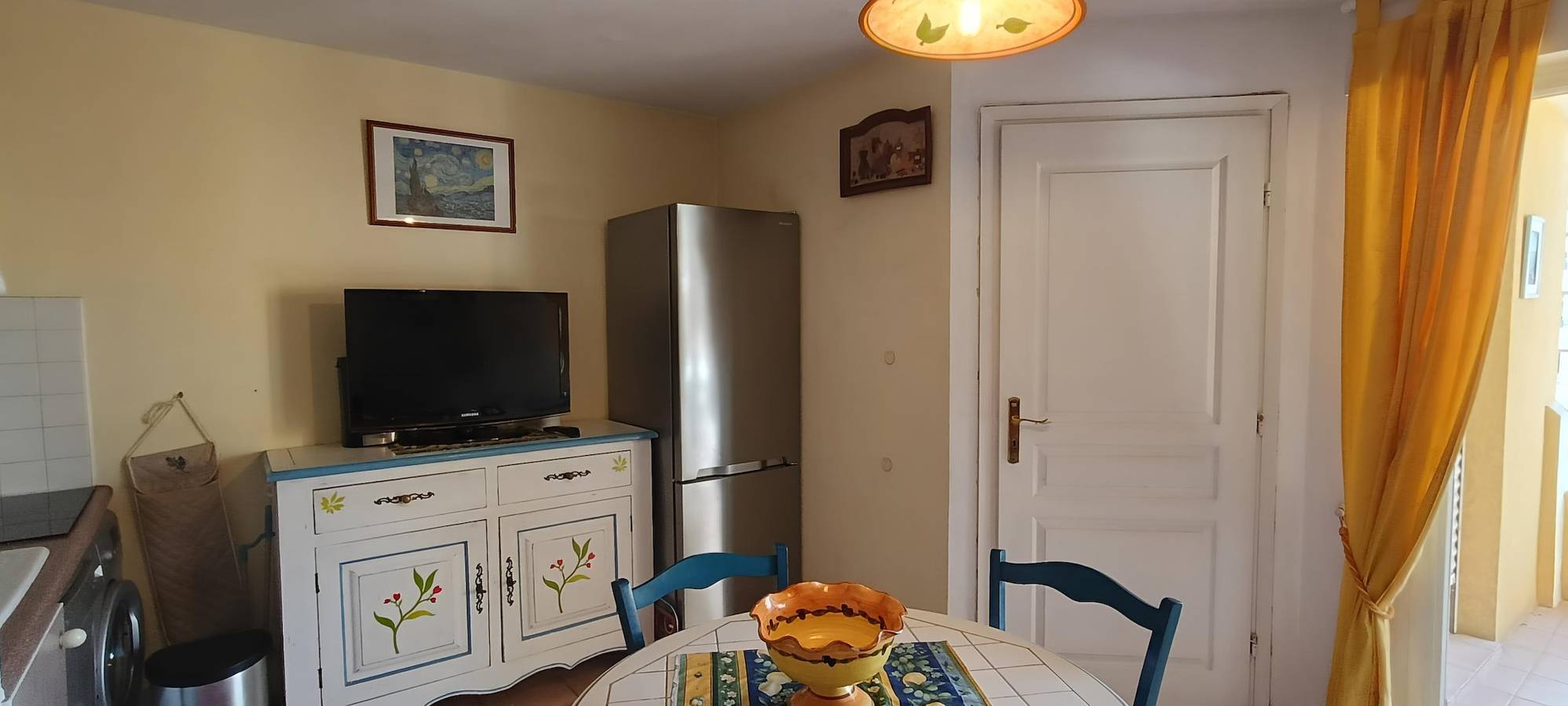 Appartement entier, Appartement avec terrasse et vue sur le port in Fréjus Plage, Fréjus