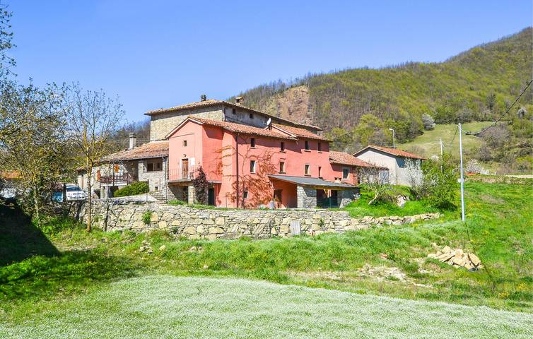 Casa vacanza per 9 persone, con Terrazza e Giardino a Borgo Pace
