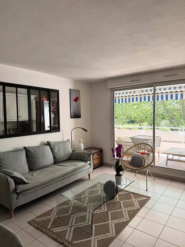 Gîte pour 4 personnes, avec terrasse dans Golf de la Grande Motte