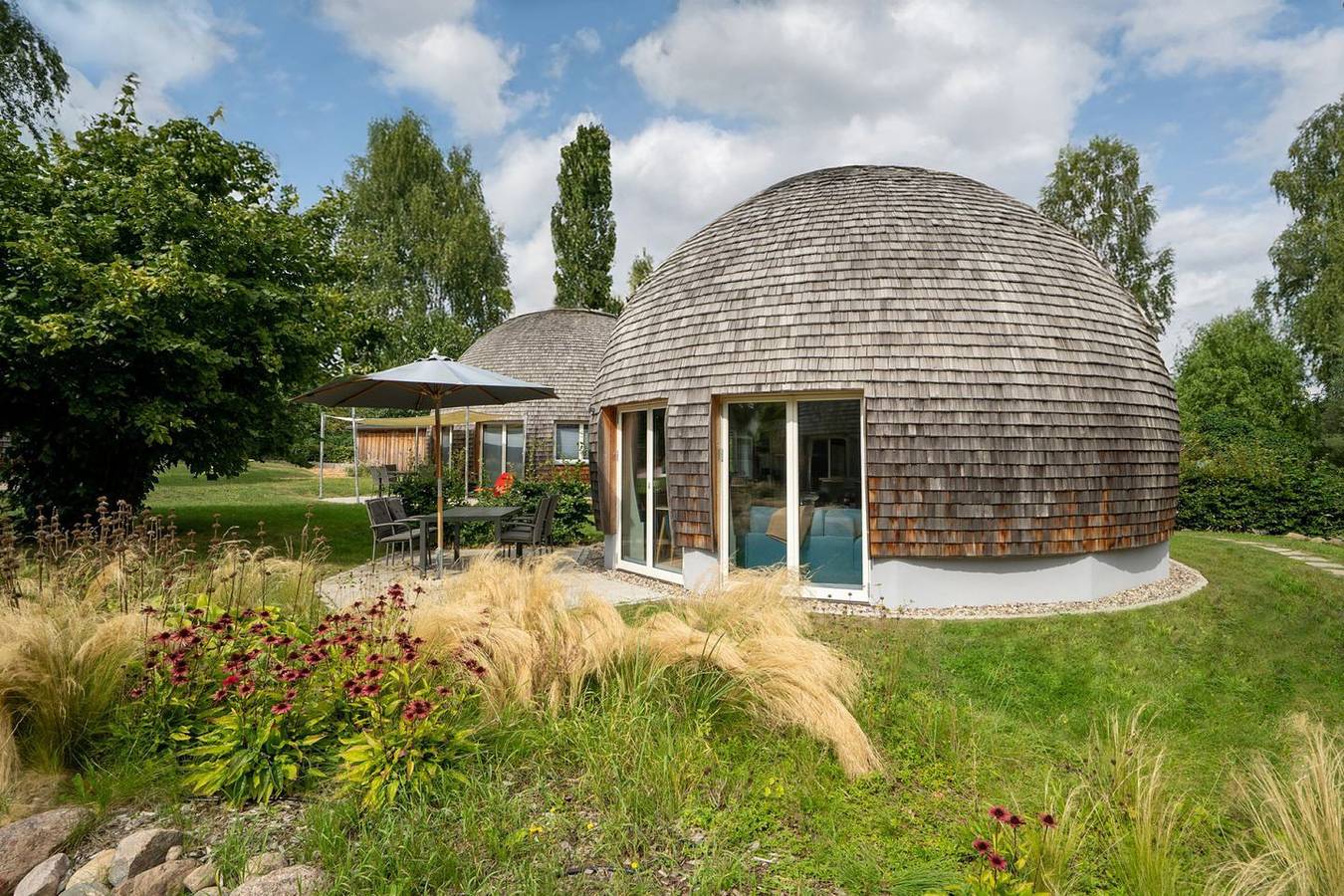 Kugelhaus Südkugel am Tollensesee – Exklusives Ferienhaus für 2-4 Gäste in Tollensesee, Penzlin
