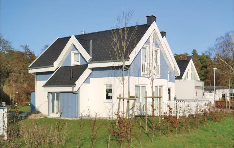 Ferienhaus für 6 Personen, mit Sauna und Terrasse sowie Garten