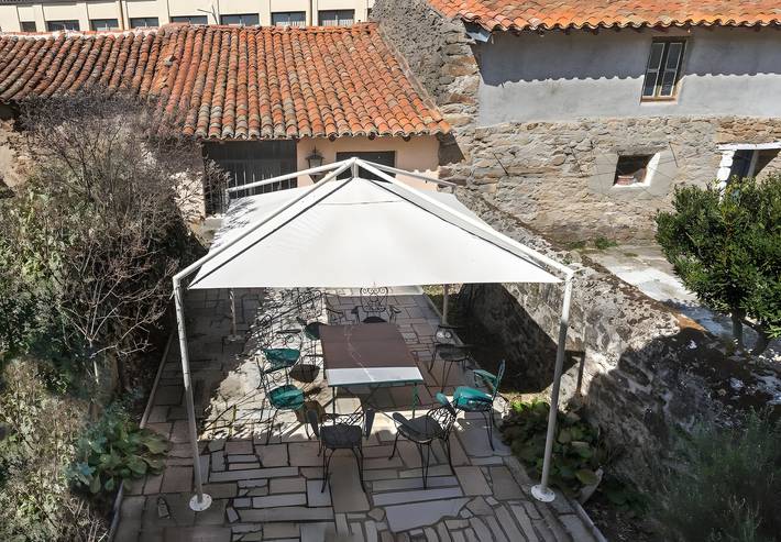 Casa rural 'La Casa Grande' con chimenea, patio con barbacoa y wifi in Barco de Ávila, El Barco de Ávila