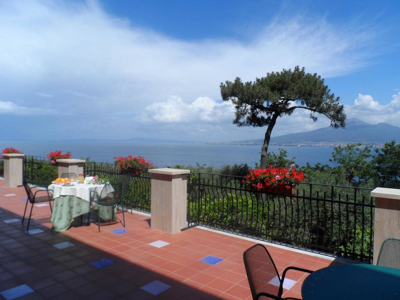 Ancelle Sorrento - Casa d'Accoglienza in Castellammare di Stabia, Sorrento Coast