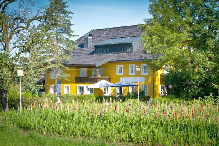 Hôtel pour 3 personnes, avec jardin et terrasse à Thalgau - 2